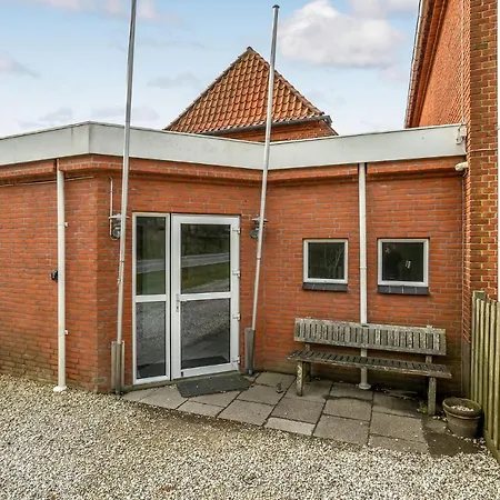 5 Bedroom Stunning In *